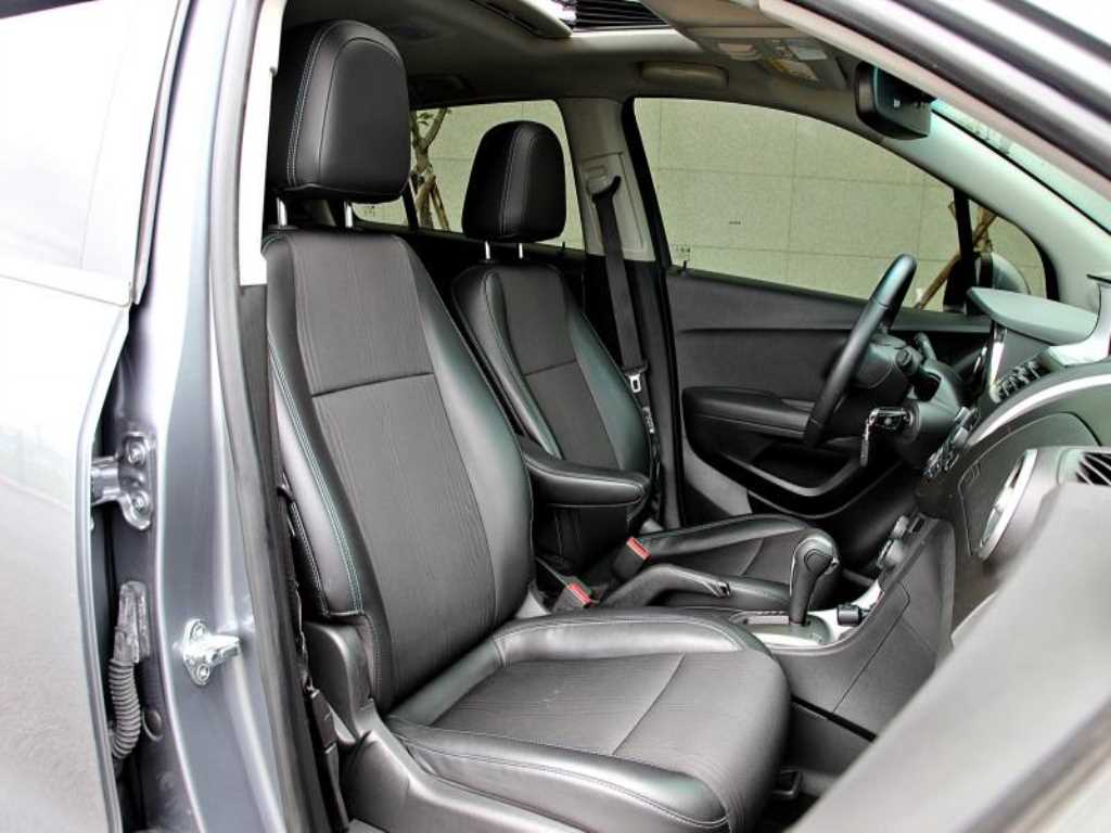 Chevrolet Trax 1.4 LT Deluxe 10