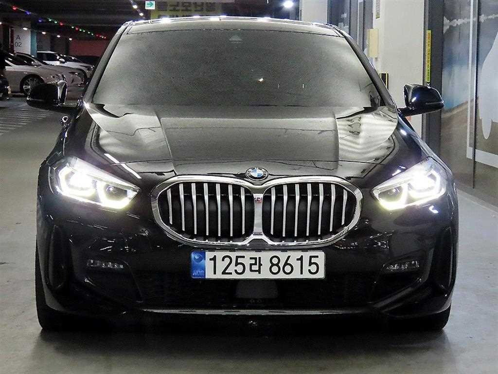 BMW 1시리즈 120i M 스포츠 사진 2/20