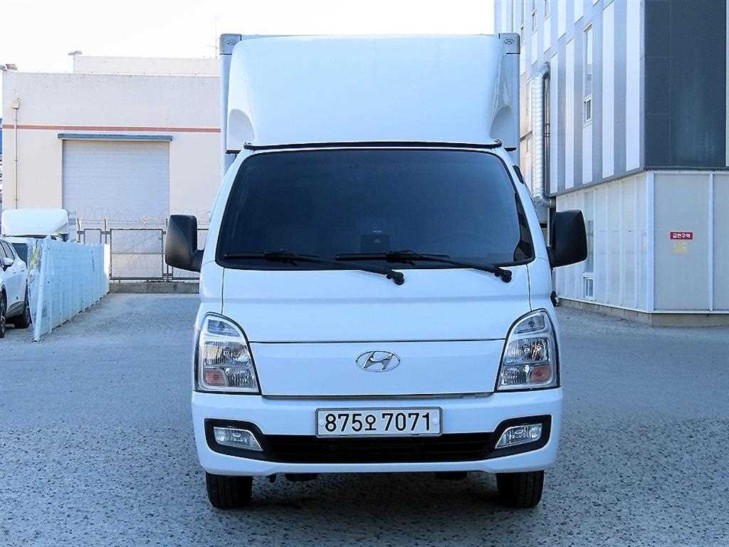 Hyundai Porter Standard Cab/ Long Wheelbase CRDi