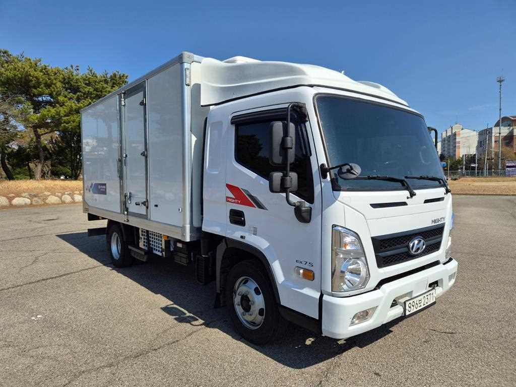 현대 올뉴마이티 2.5톤 냉동탑 투냉 - 중고 트럭 매물 이미지