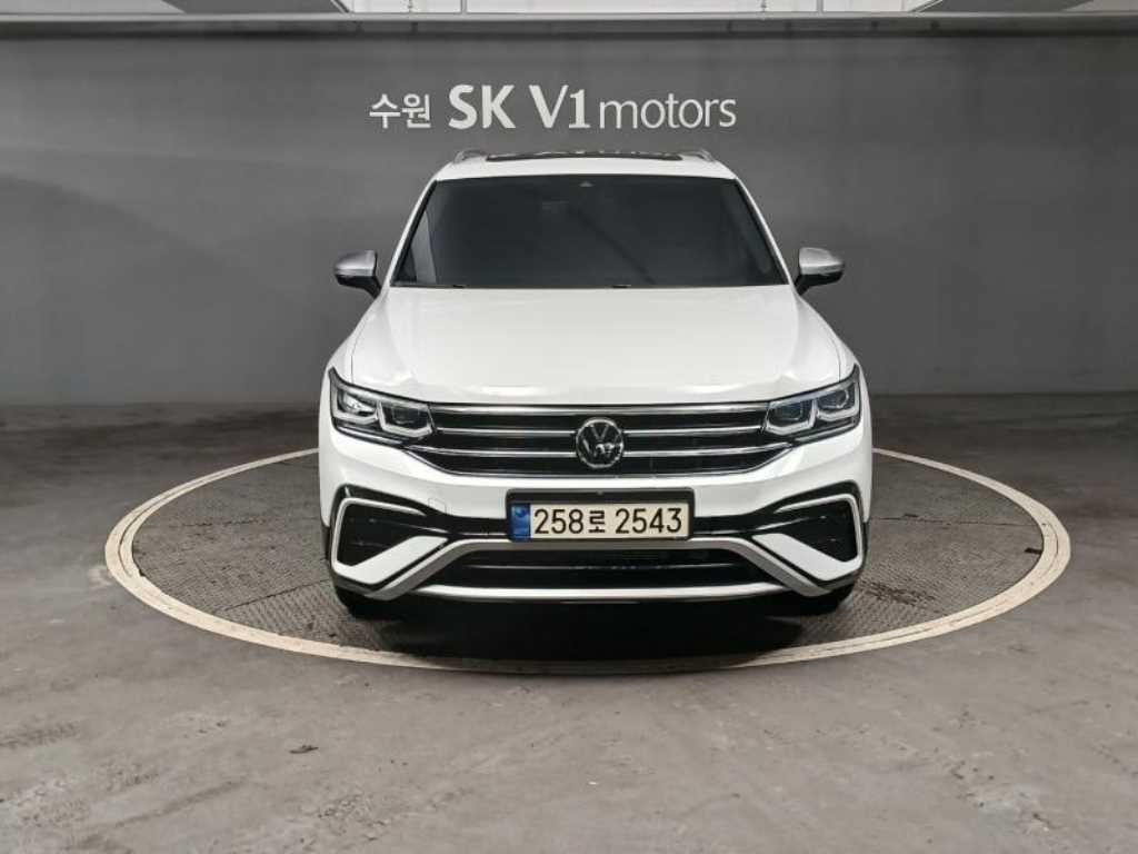 Volkswagen Tiguan 2.0 TSI Prestige