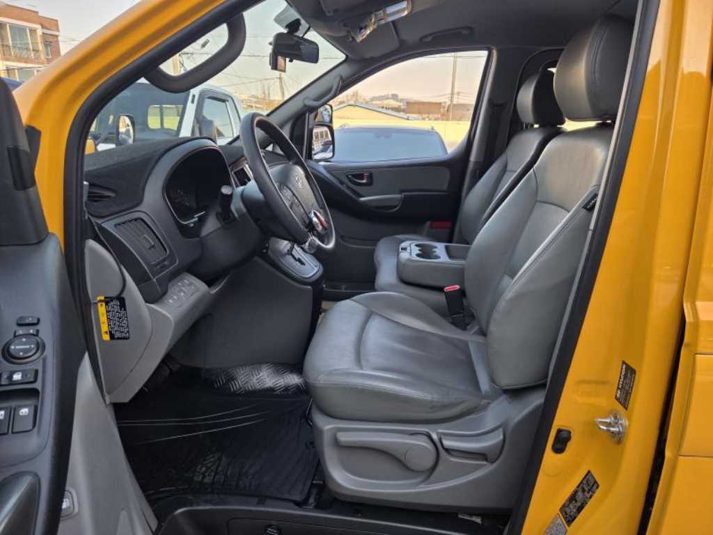 Hyundai Starex LPi 10