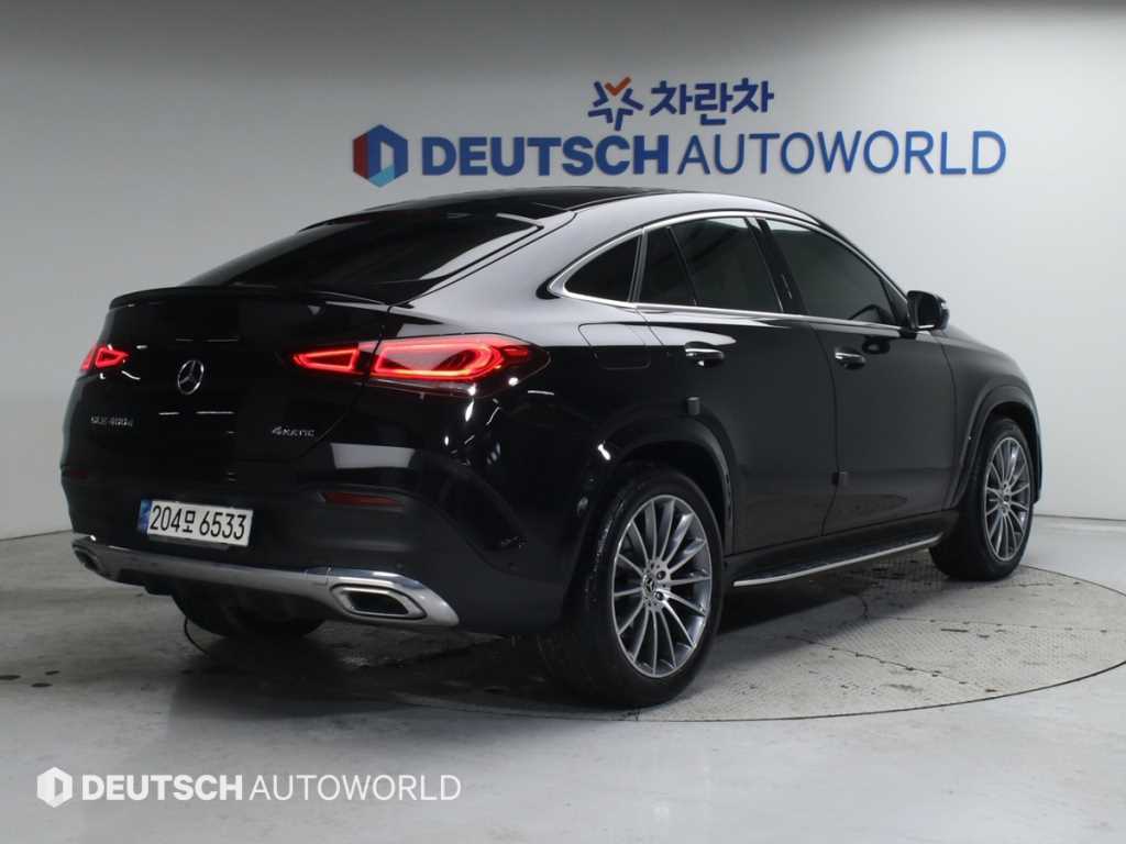 벤츠 GLE 클래스 GLE 400d 4MATIC 쿠페 사진 2/20