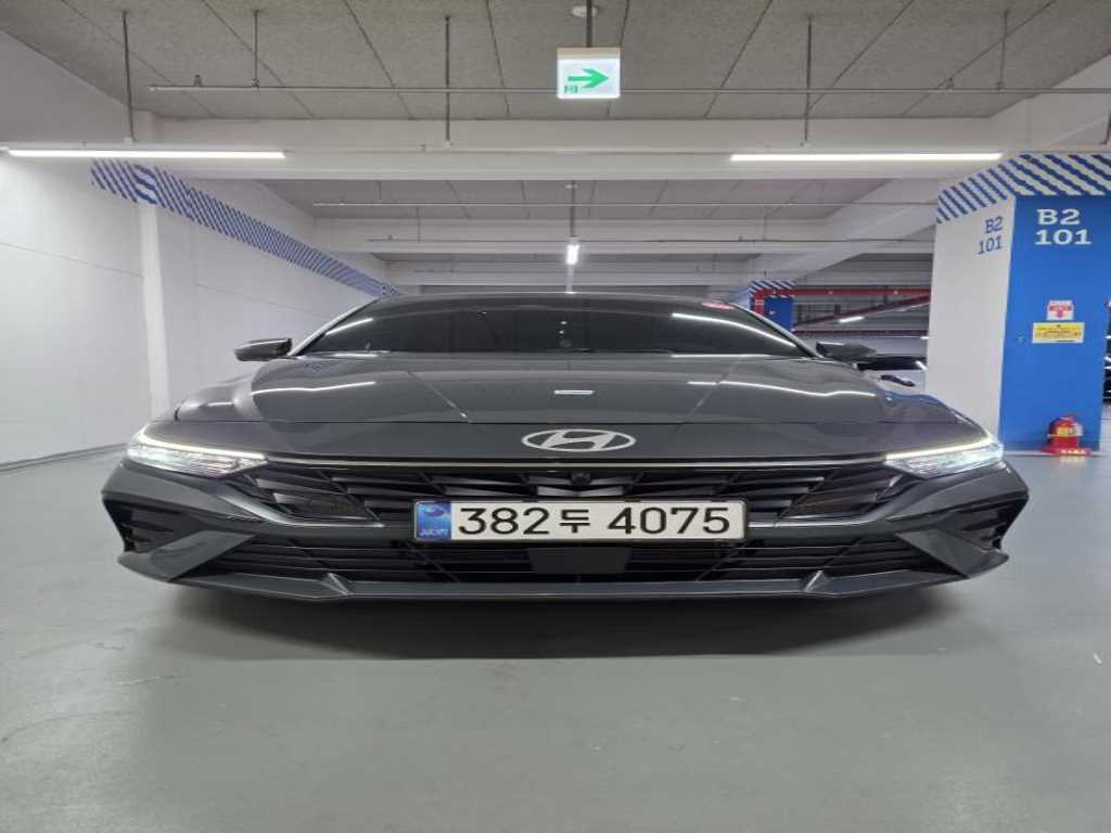 Hyundai Avante 1.6 HEV Inspiration 2