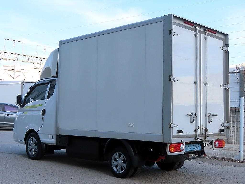 Hyundai Porter 1.0 Ton/ Super Cab/ Long Wheelbase 4