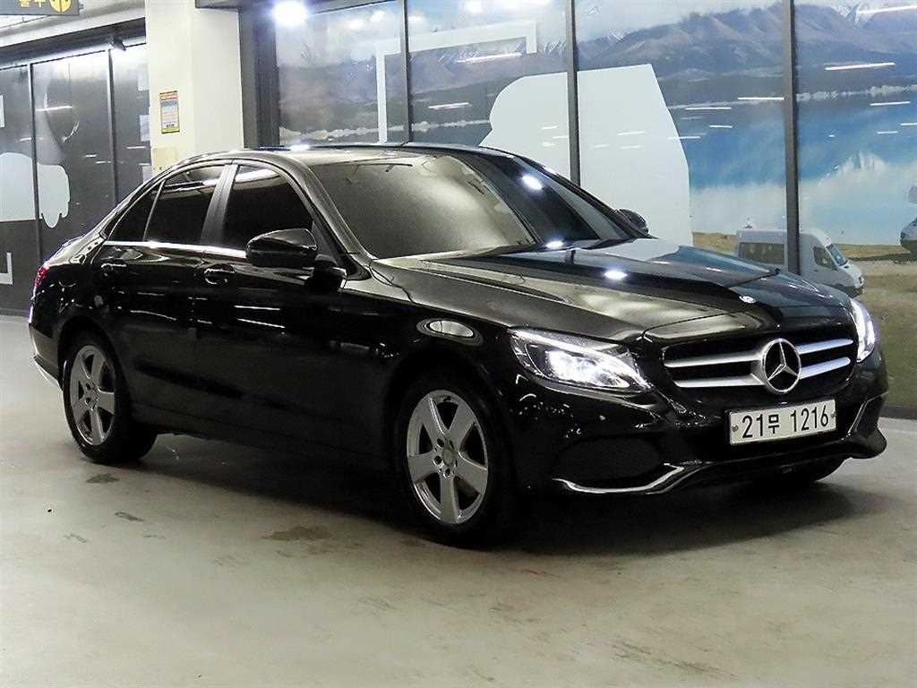 C클래스 W205 C200 2017년식