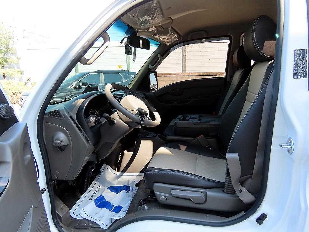 Hyundai Porter Super Cab/ Long Wheelbase Smart 8