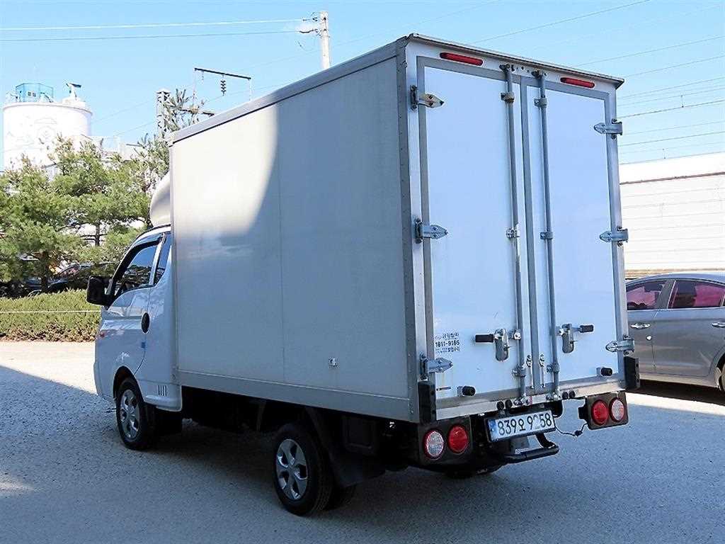 Hyundai Porter Super Cab/ Long Wheelbase Smart 4