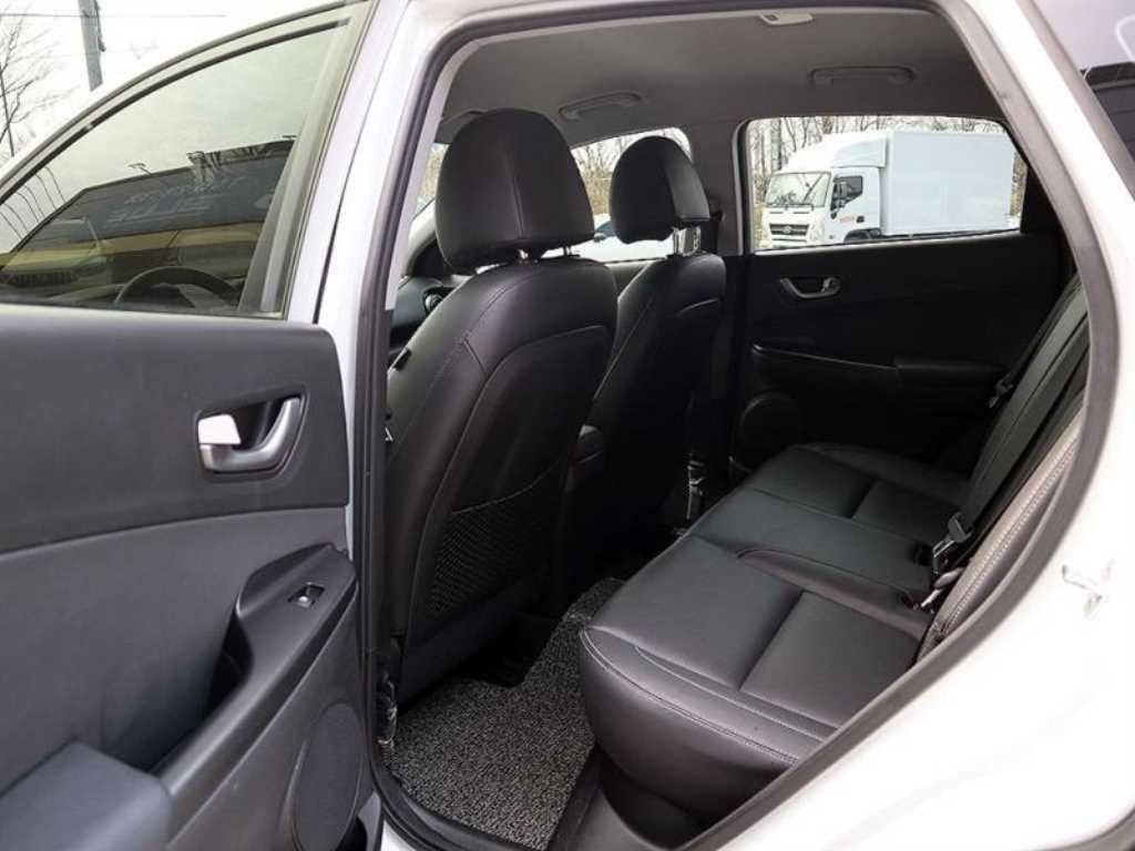 Hyundai Kona 1.6 Turbo 2WD 8