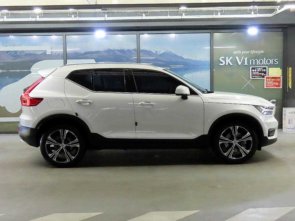 Volvo XC40 B4 AWD Inscription 4