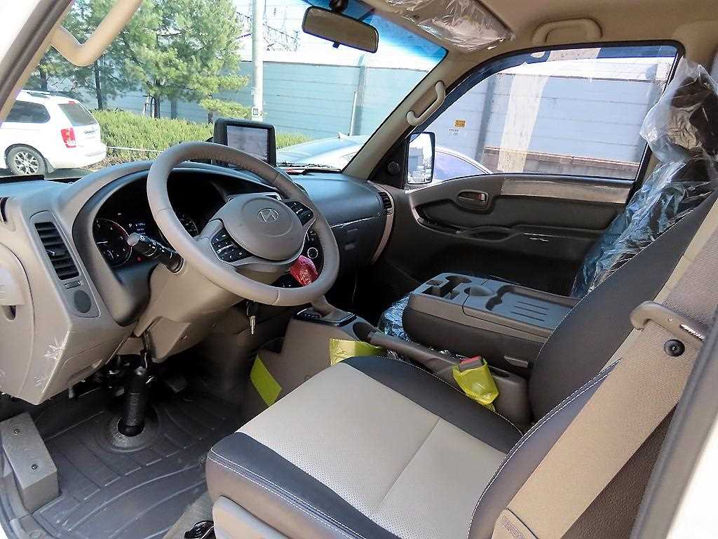 Hyundai Porter Super Cab/ Long Wheelbase Smart 9