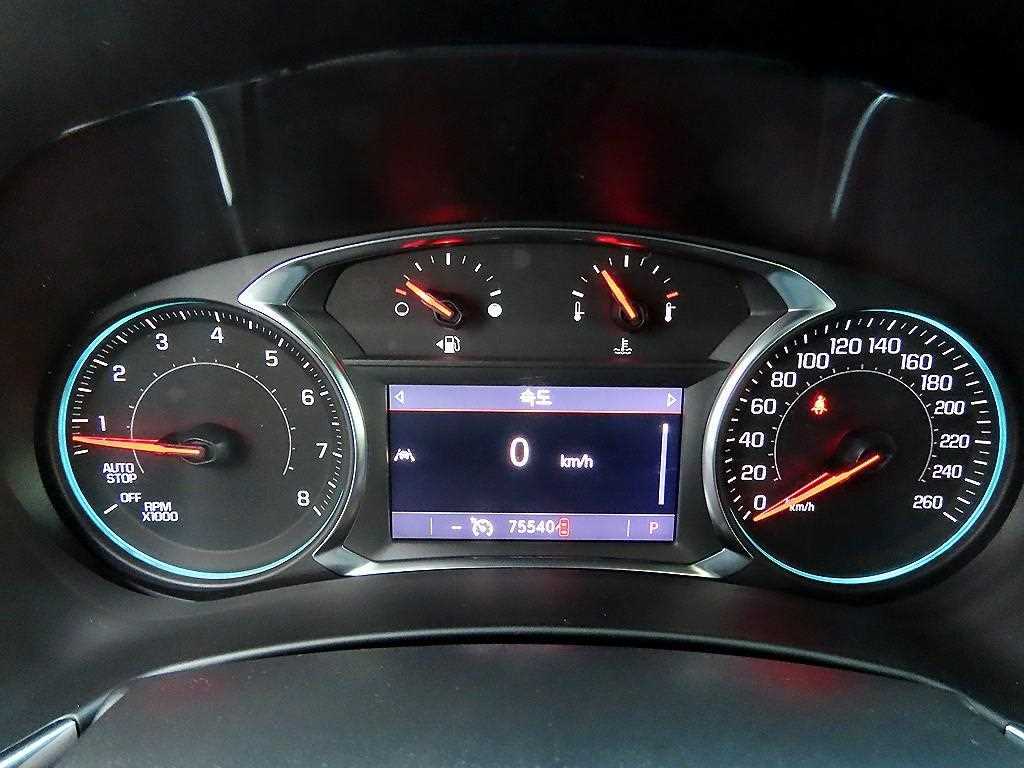 Chevrolet Equinox Gasoline 2WD Premier 10