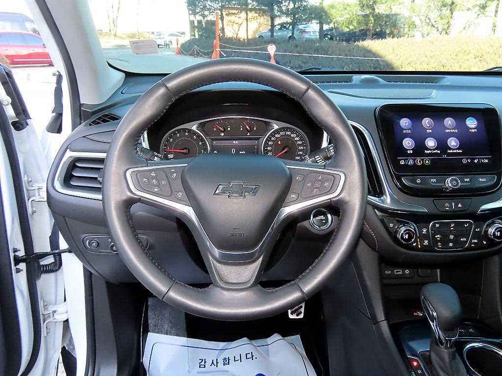 Chevrolet Equinox Gasoline 2WD Premier 9