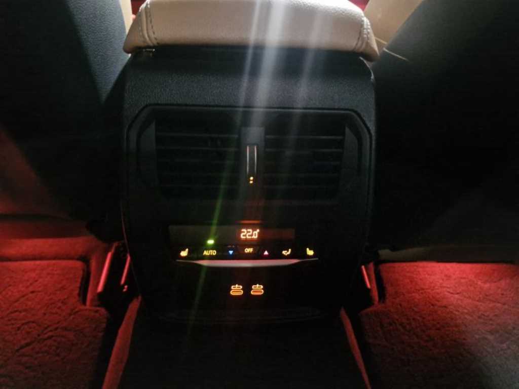 BMW 3 Series M340i 10