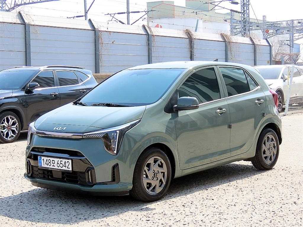 Kia Morning 1.0 Gasoline Prestige 3