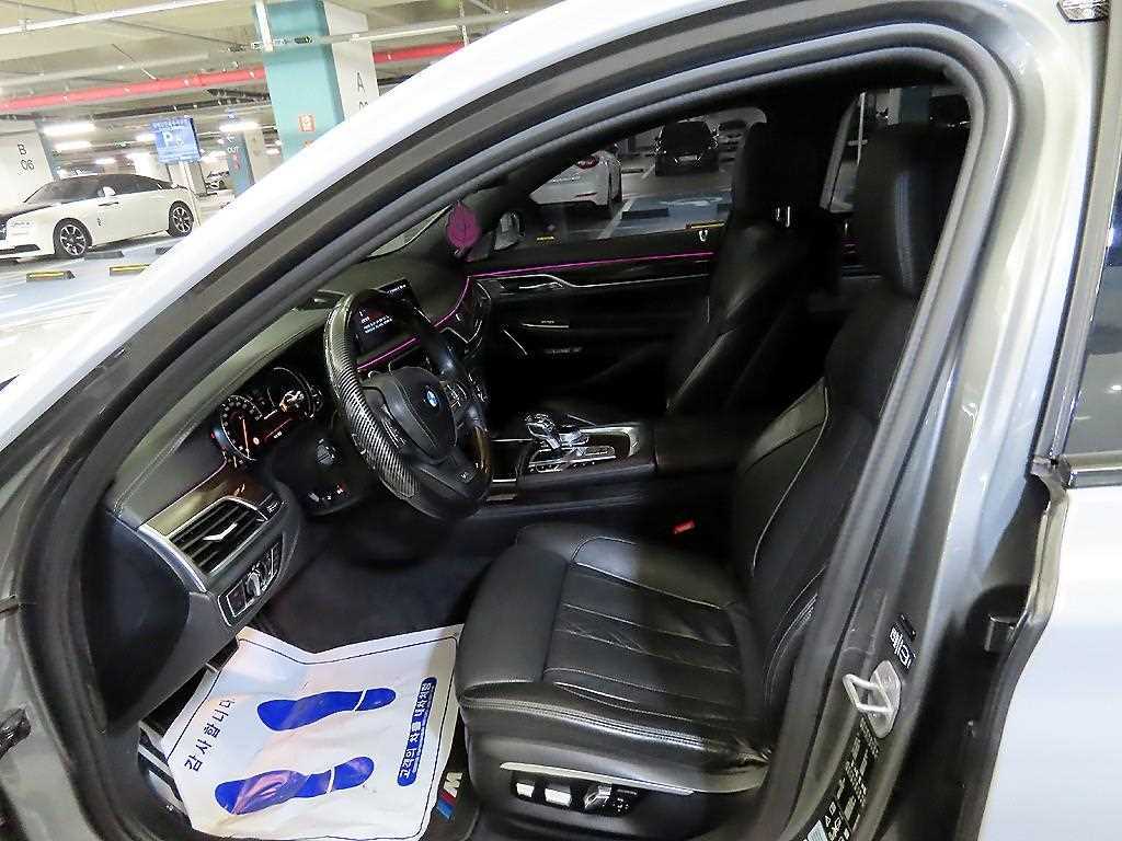 BMW 7시리즈 750Li xDrive 사진