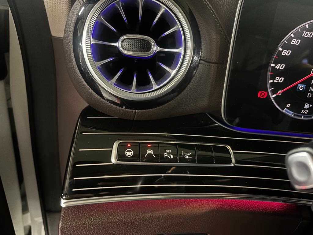 Mercedes-Benz CLS-Class CLS450 4MATIC AMG Line 10