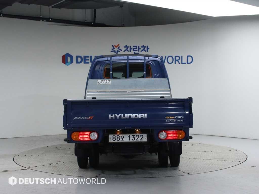 Hyundai Porter 1.0 Ton/ Double Cab/ Long Wheelbase/ CRDi 5