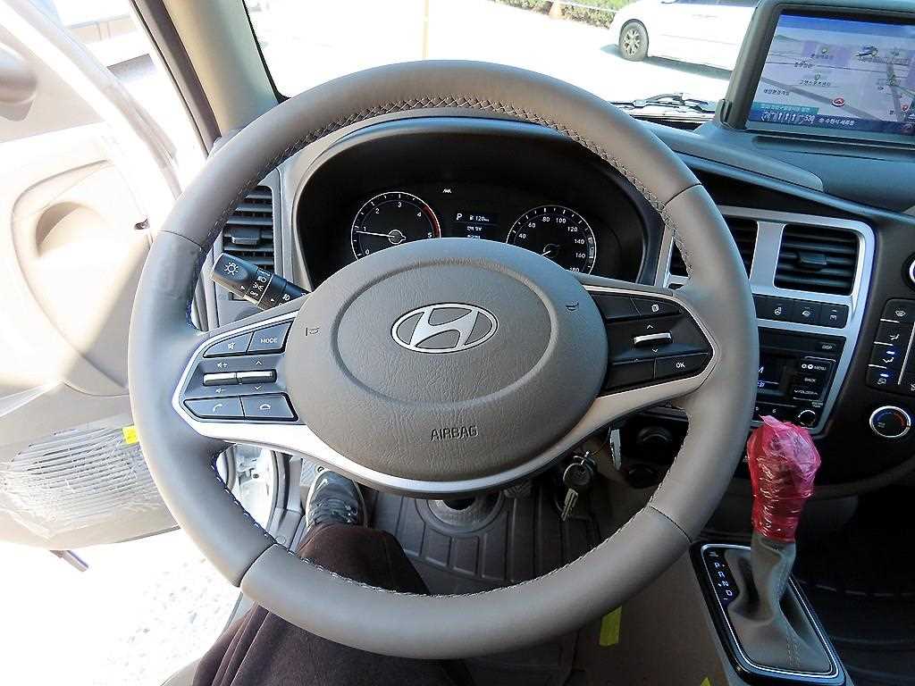 Hyundai Porter Super Cab/ Long Wheelbase Smart 10