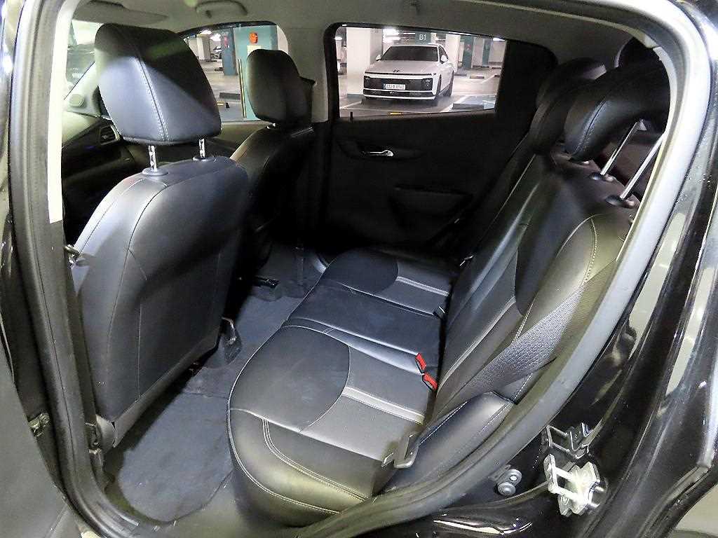 Chevrolet Spark Premier 8