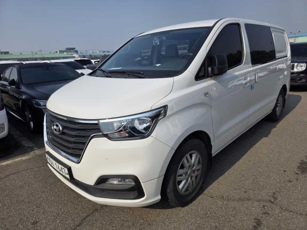 Hyundai Starex Smart