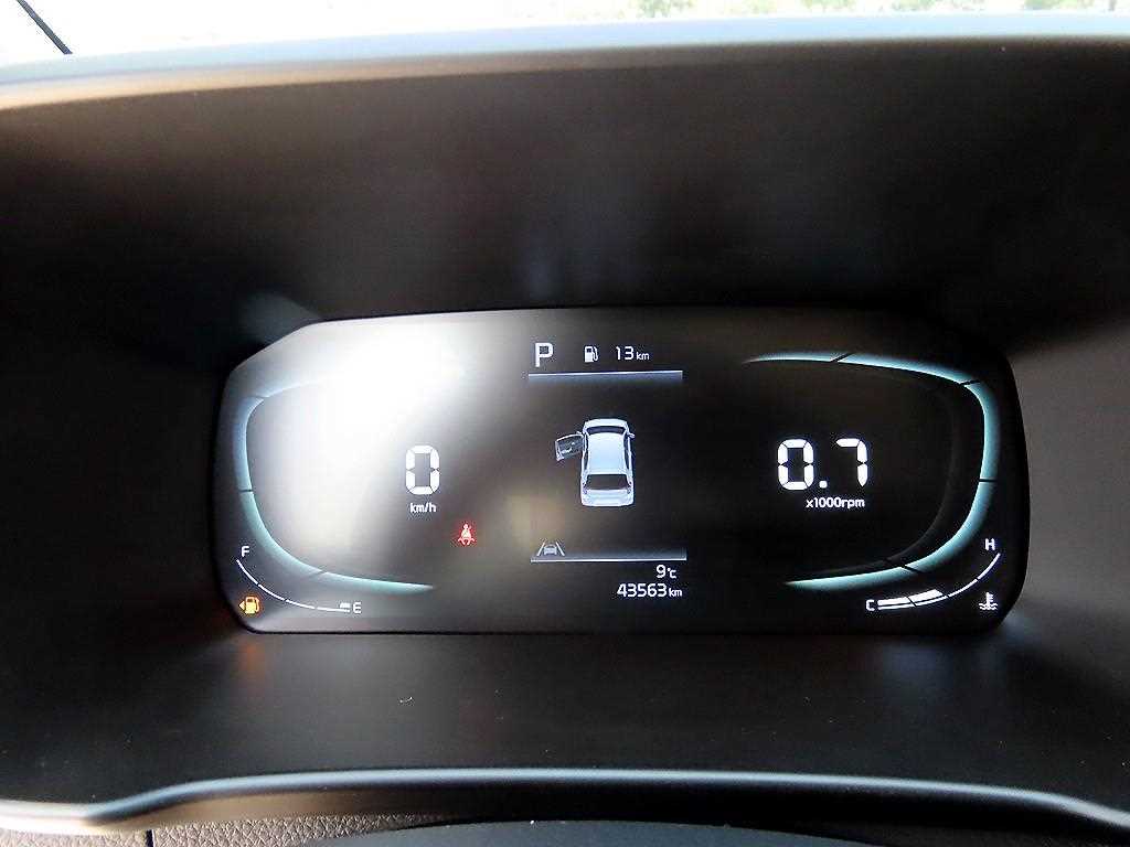 Kia Morning 1.0 Gasoline Prestige 10