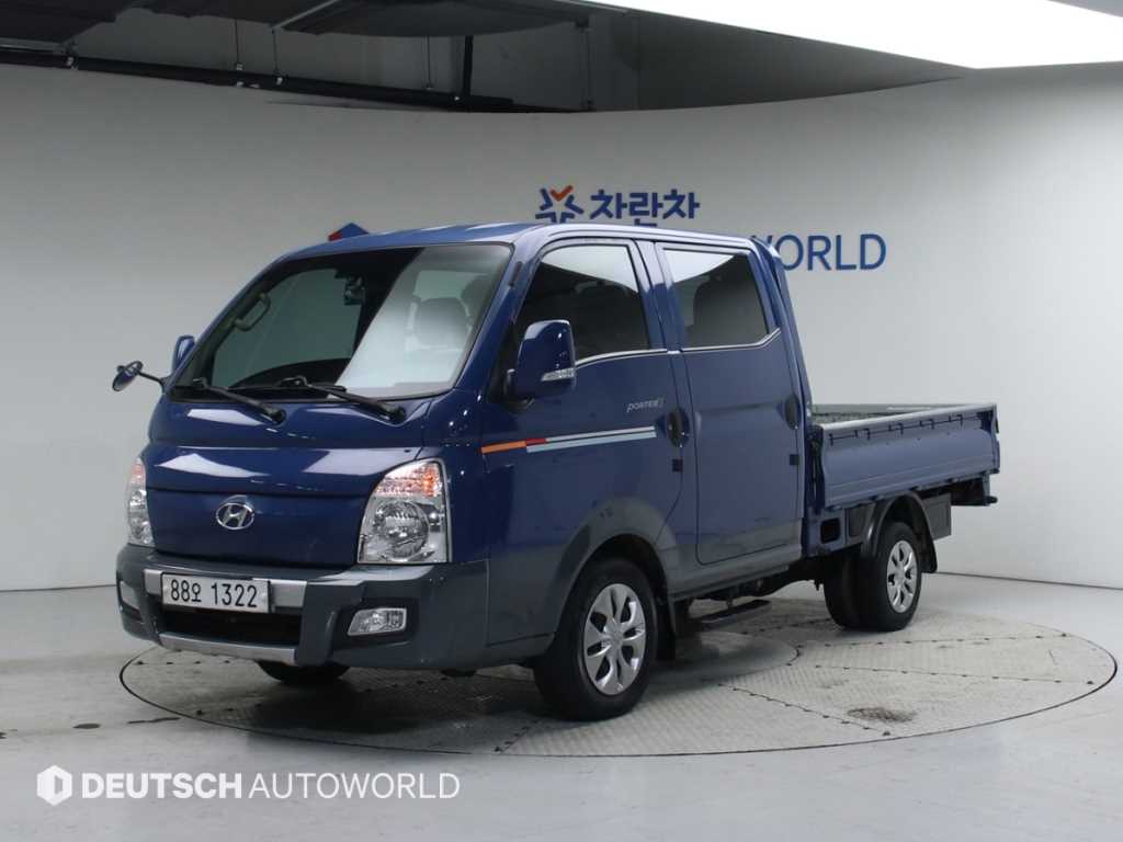 Hyundai Porter 1.0 Ton/ Double Cab/ Long Wheelbase/ CRDi