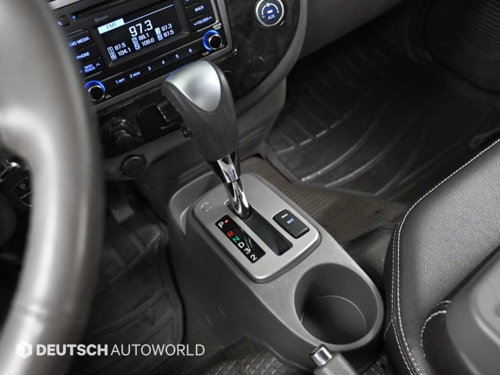 Hyundai Porter 1.0 Ton/ Double Cab/ Long Wheelbase/ CRDi 10