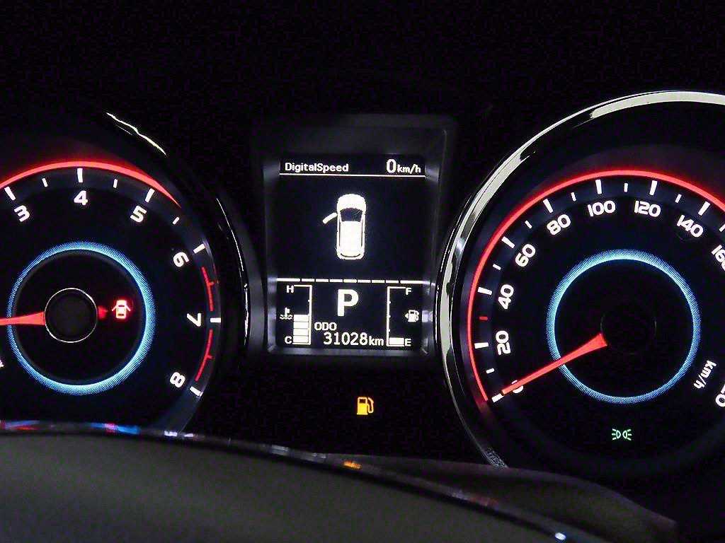 KG Mobility (Ssangyong) Tivoli 2WD Gasoline Gear Edition 10