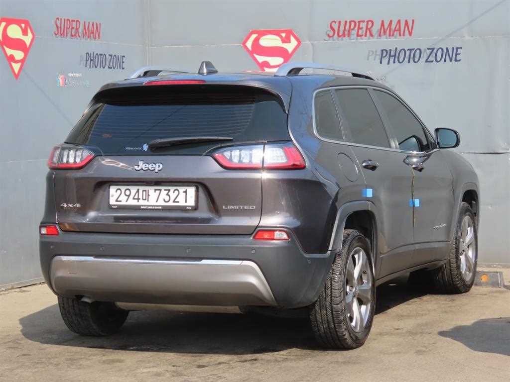 Jeep Cherokee 2.4 Limited AWD 4