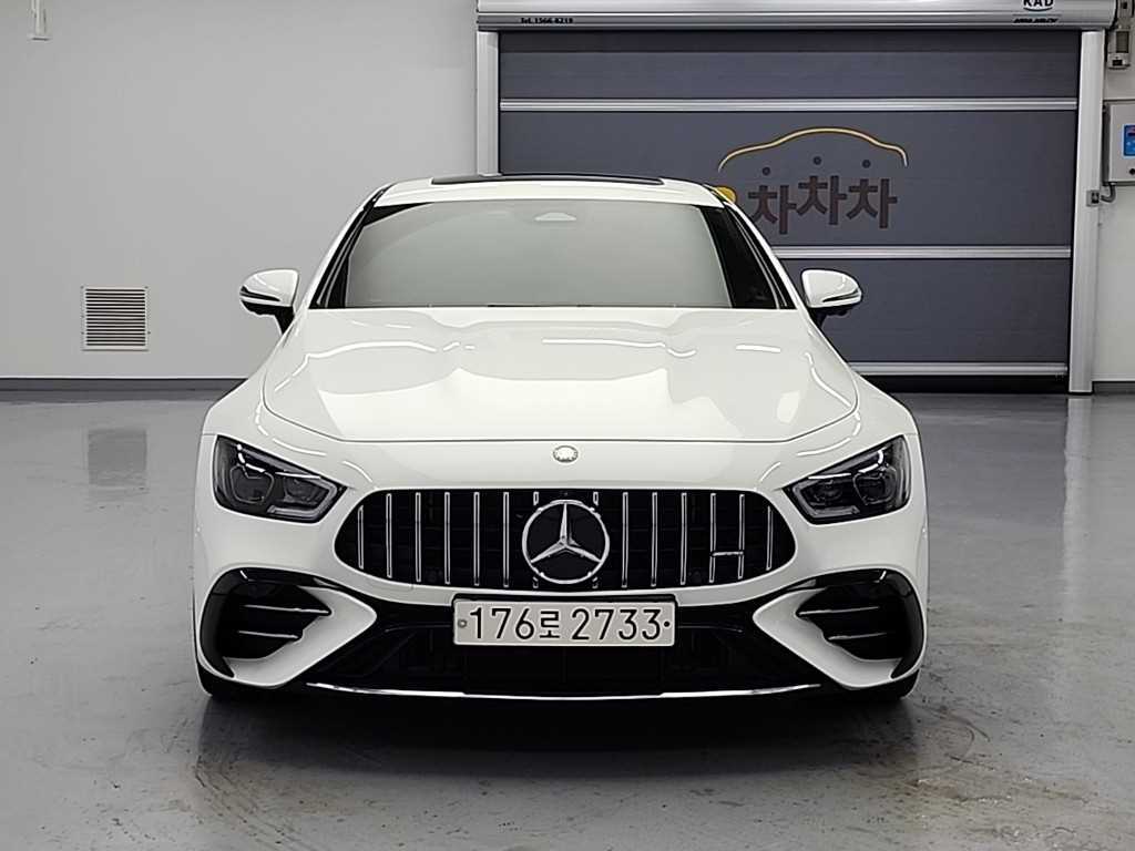 Mercedes-Benz AMG GT 4 Duo 43 4MATIC+ 3
