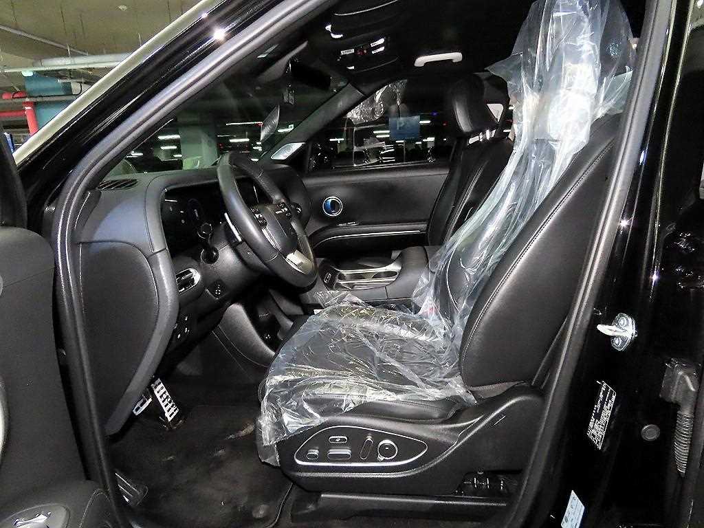 Hyundai Palisade HEV 2.5T 4WD Prestige 7