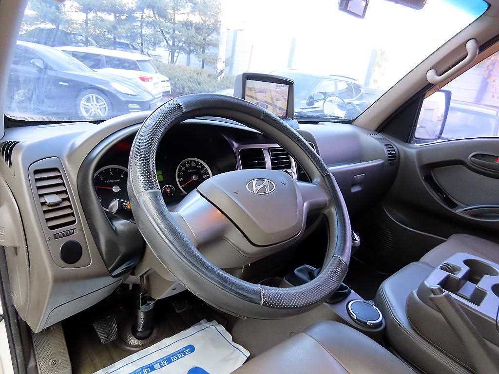 Hyundai Porter Super Cab/ Long Wheelbase 9