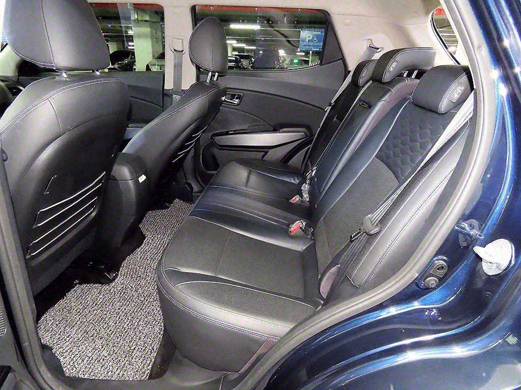 KG Mobility (Ssangyong) Tivoli 2WD Gasoline Gear Edition 8