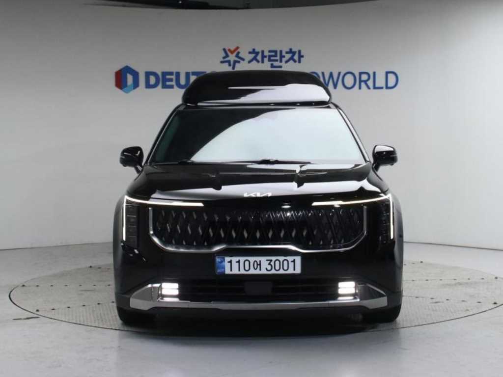 Kia Carnival HEV High Limousine 4