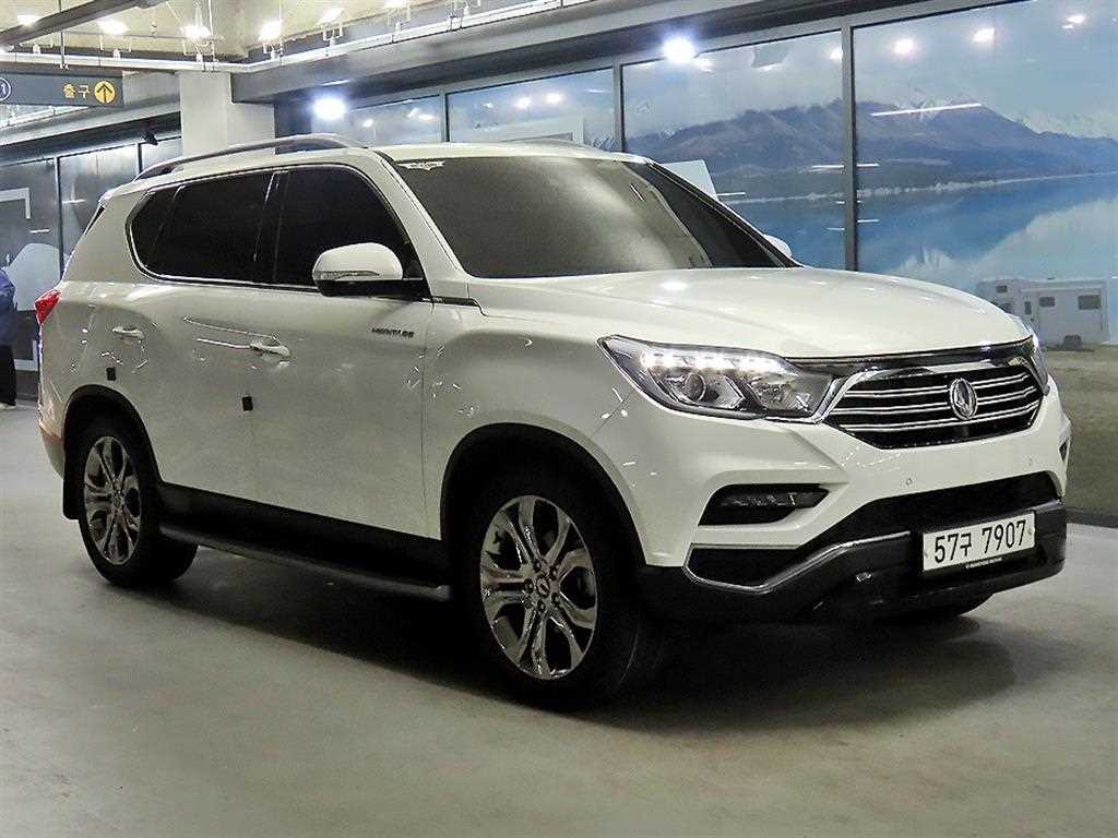 KGM 렉스턴 디젤 2.2 4WD 헤리티지 사진 2/20