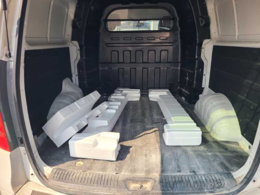 Hyundai Starex 2WD Van Smart 7