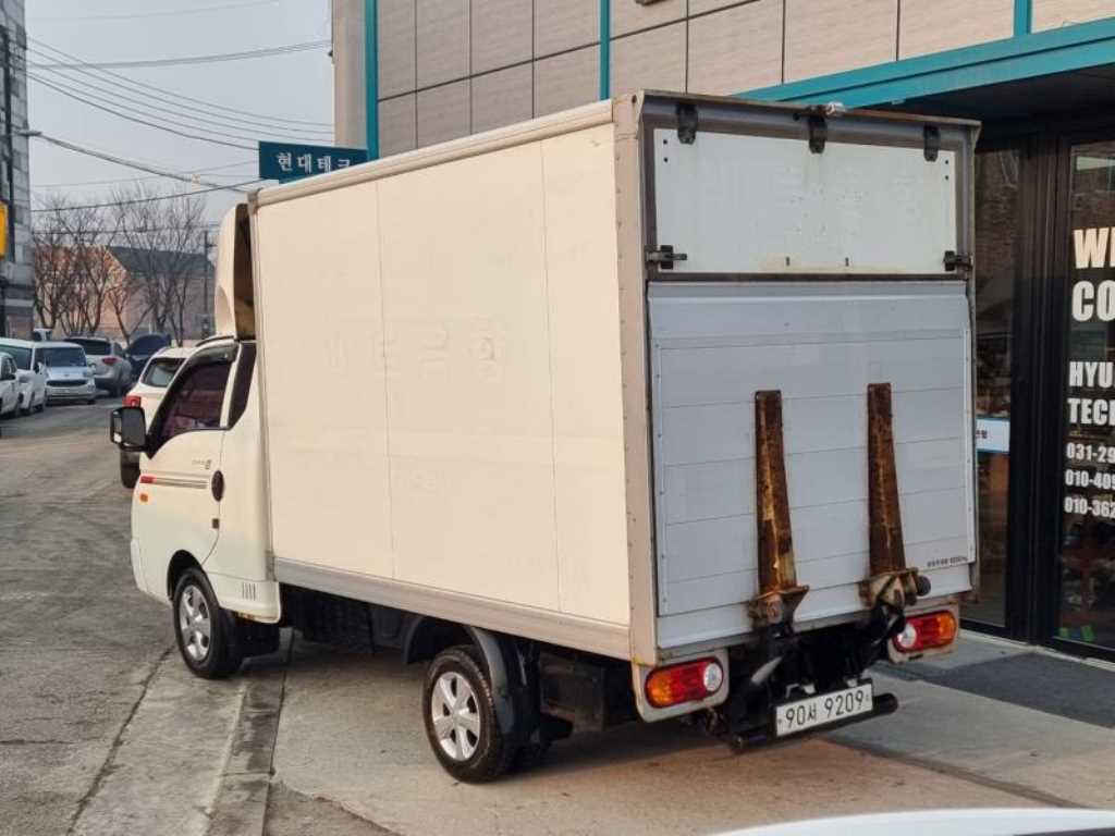 Hyundai Porter Super Cab/ Long Wheelbase Super 4