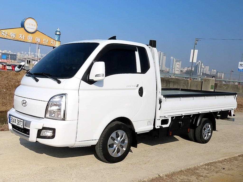 Hyundai Porter Super Cab/ Long Wheelbase/ 2WD Premium 3