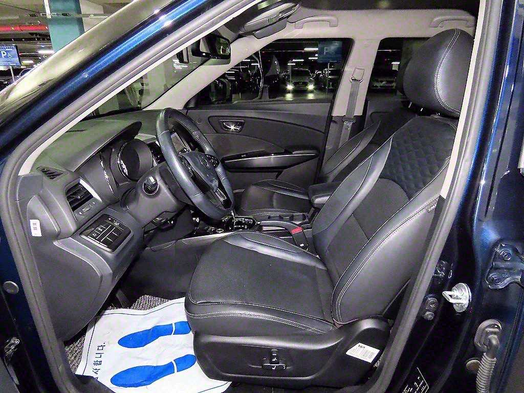 KG Mobility (Ssangyong) Tivoli 2WD Gasoline Gear Edition 7
