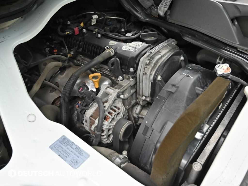 Hyundai Porter 1.0 Ton/ Double Cab/ CRDi 7