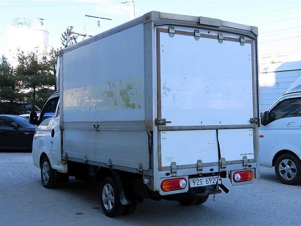 Hyundai Porter Super Cab/ Long Wheelbase 4