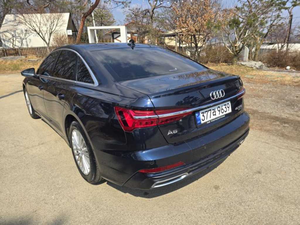 Audi A6 45 TFSI Premium 6