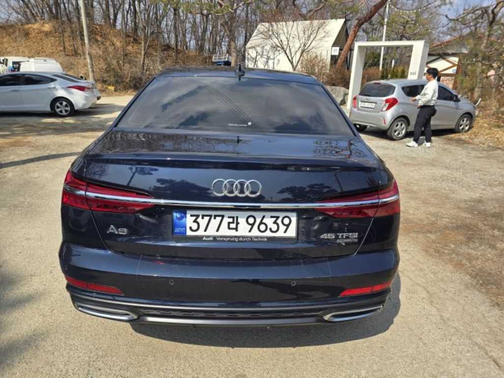 Audi A6 45 TFSI Premium 7