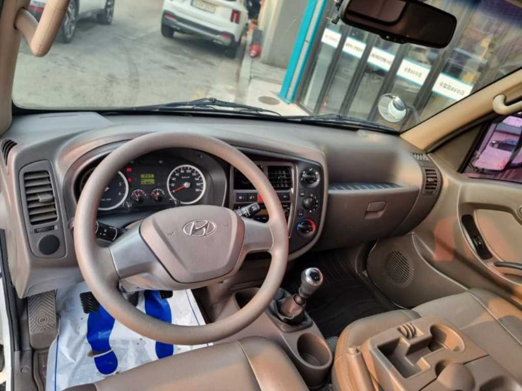 Hyundai Porter Super Cab/ Long Wheelbase Super 9