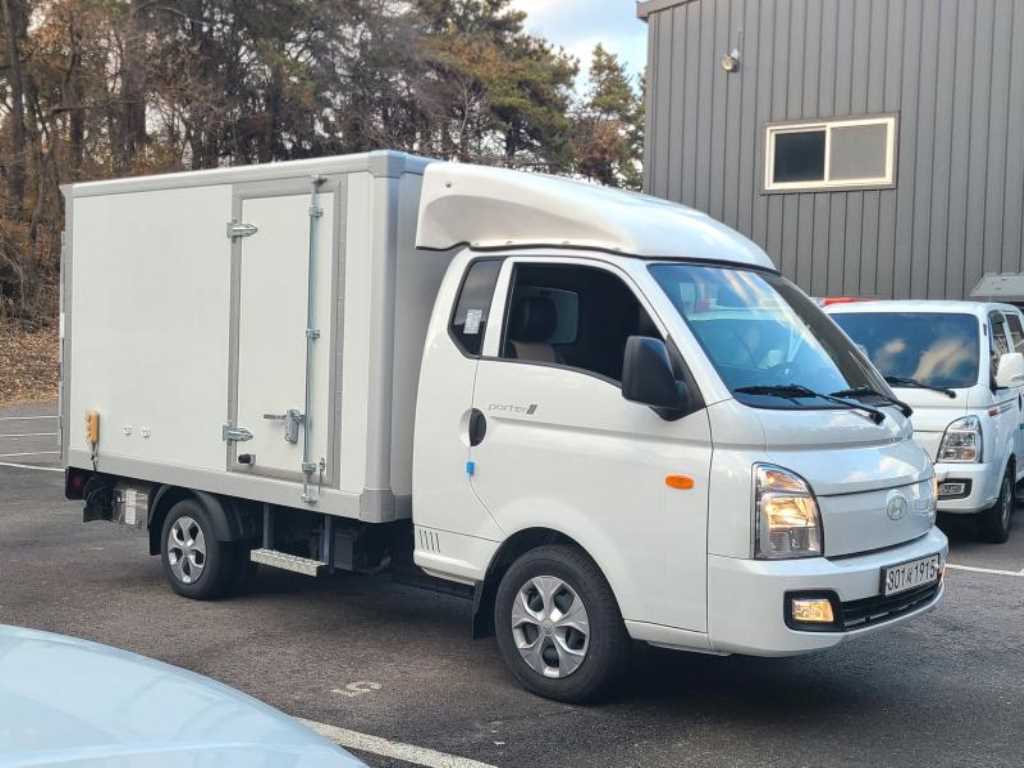 Hyundai Porter Super Cab/ Long Wheelbase Smart 8