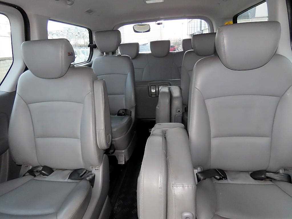 Hyundai Starex LPi 8