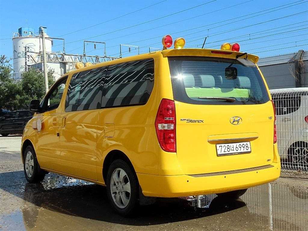 Hyundai Starex 4WD CVX Luxury 4