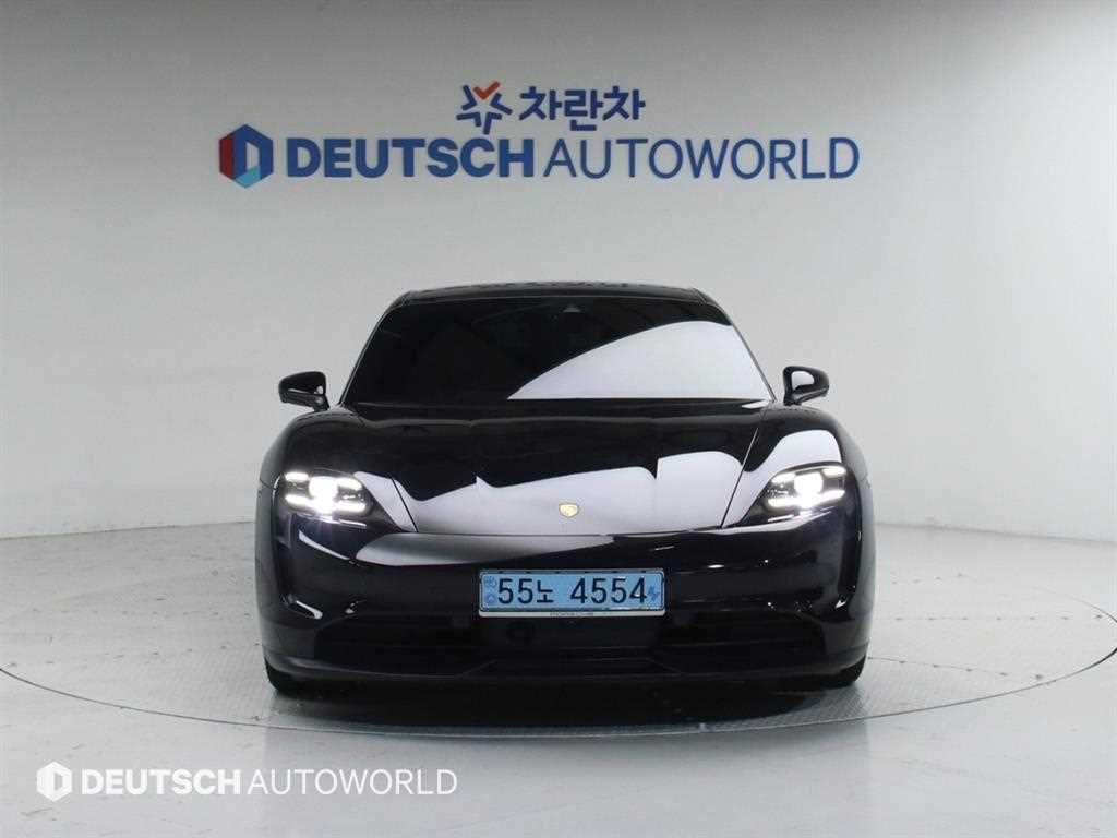 Porsche Taycan 4S 4