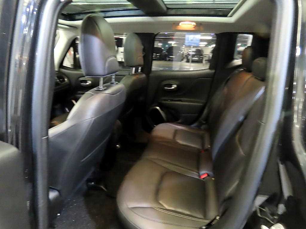 Jeep Renegade 2.4 Limited 8